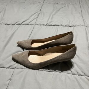 J. Crew Dulci nude Suede Kitten Heels Shoes Size 12 Made in Italy A9758